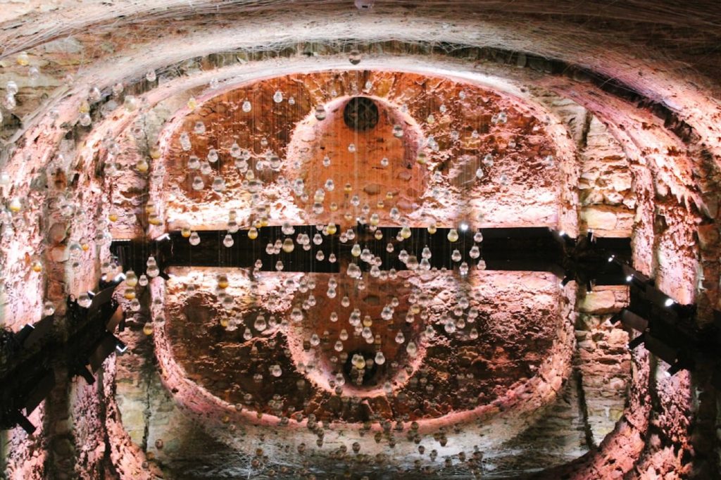 Récupération d'eau de pluie gravitaire et filtration