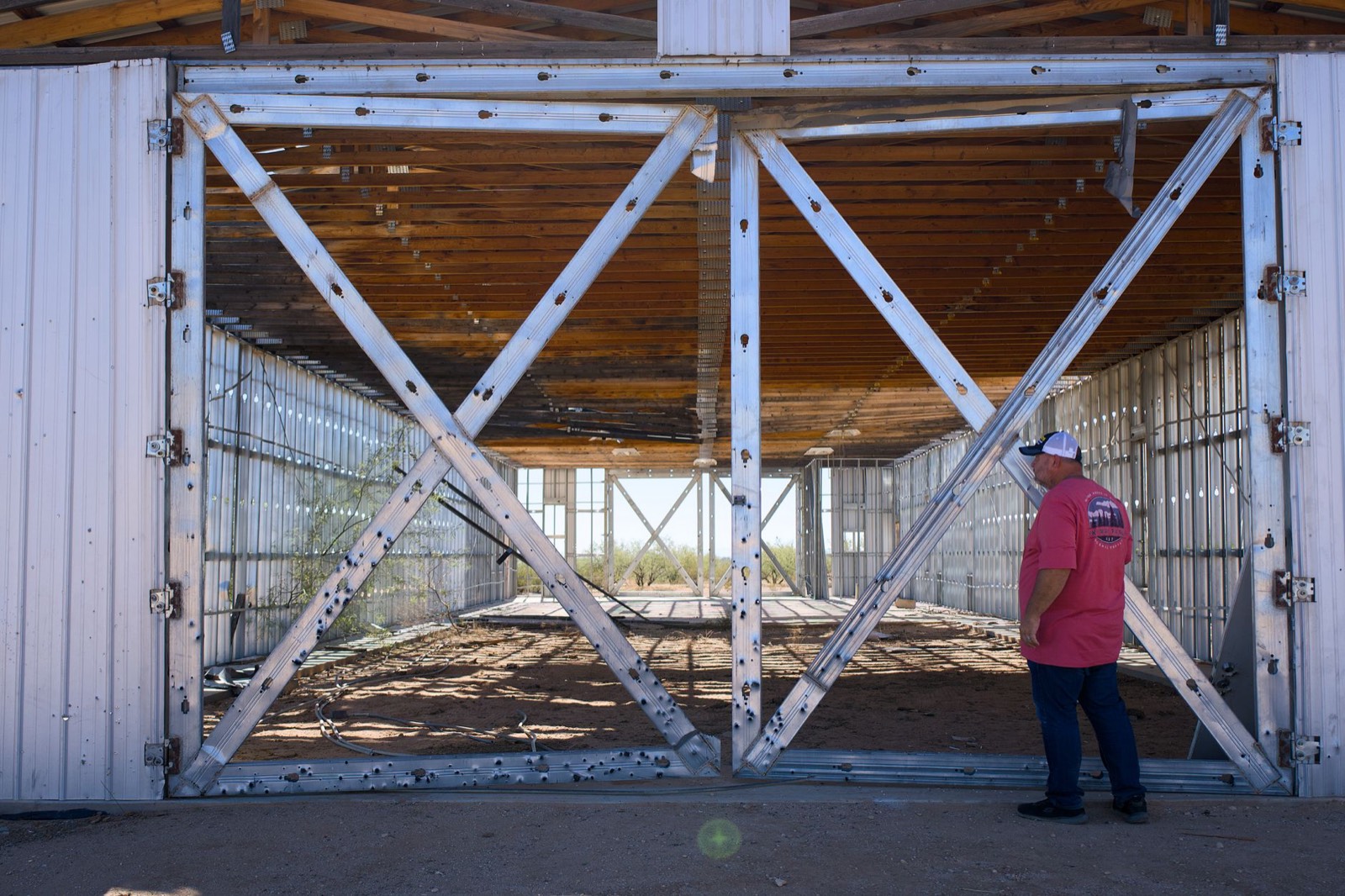 Inspection d'une structure métallique et d'un panneau isolant de bâtiment modulaire